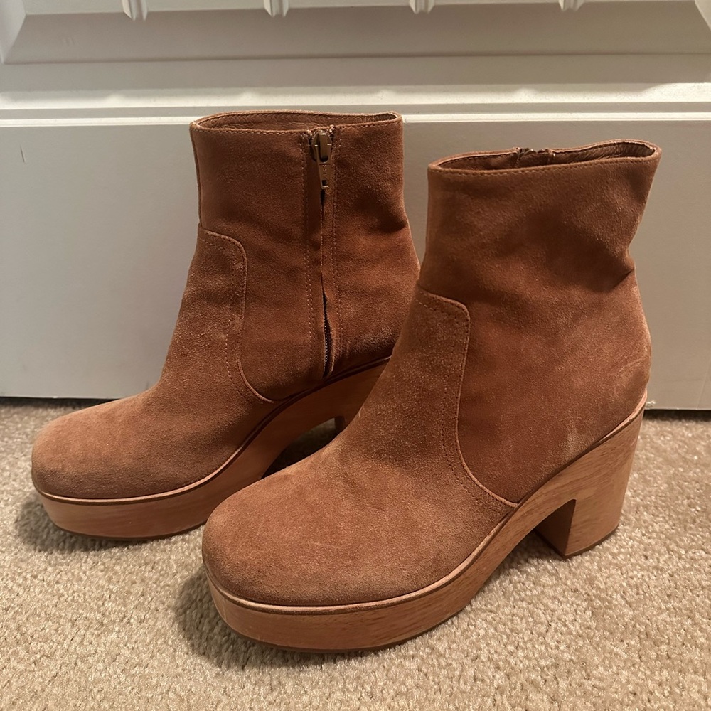 Charlotte Stone Tan Suede Paz Ankle Boots